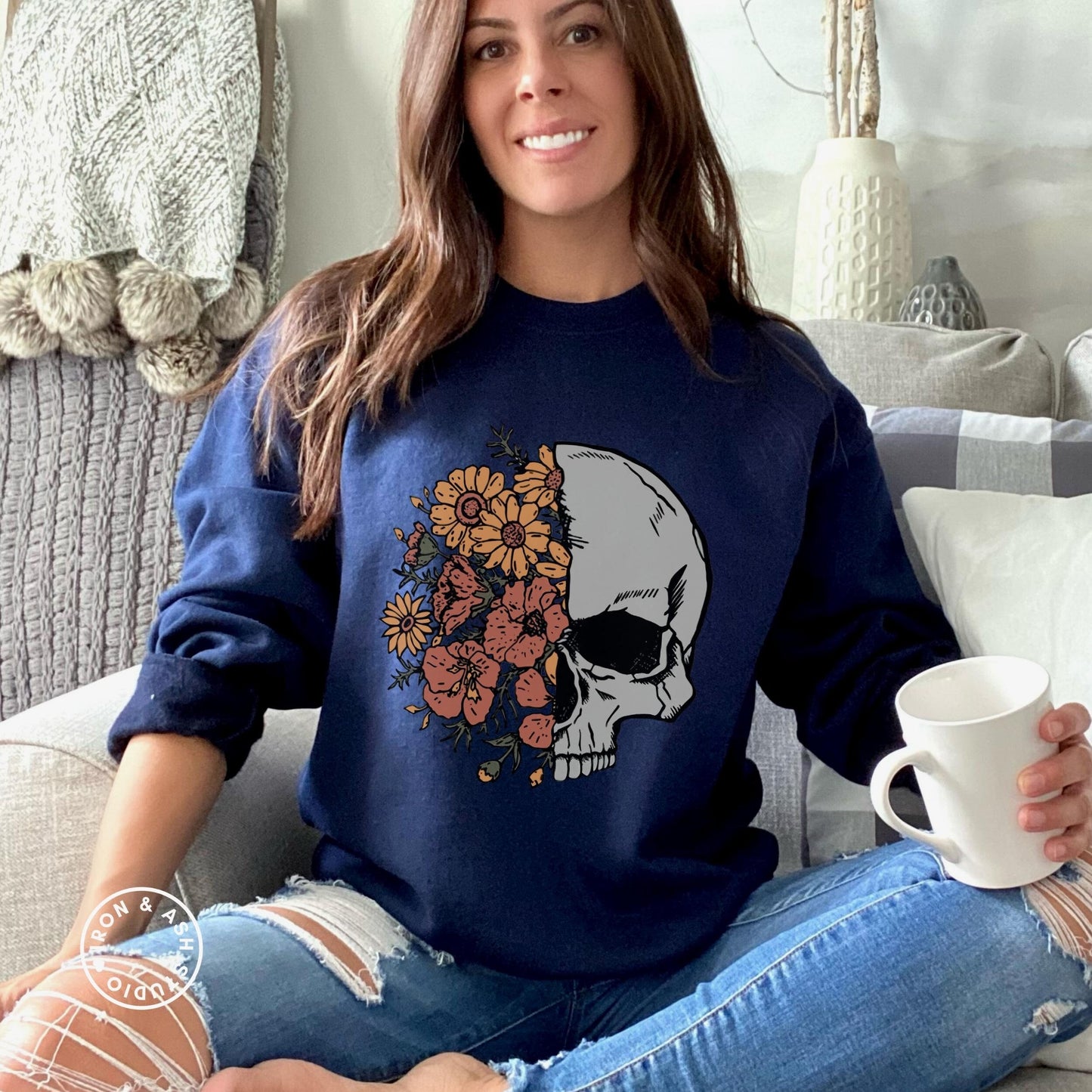 Floral Skull Sweatshirt, Skeleton Sweatshirt, Dark Academia Sweater, Indie Sweatshirt, Skull and Flowers, Cute Fall Crewneck Shirt Skull Tee