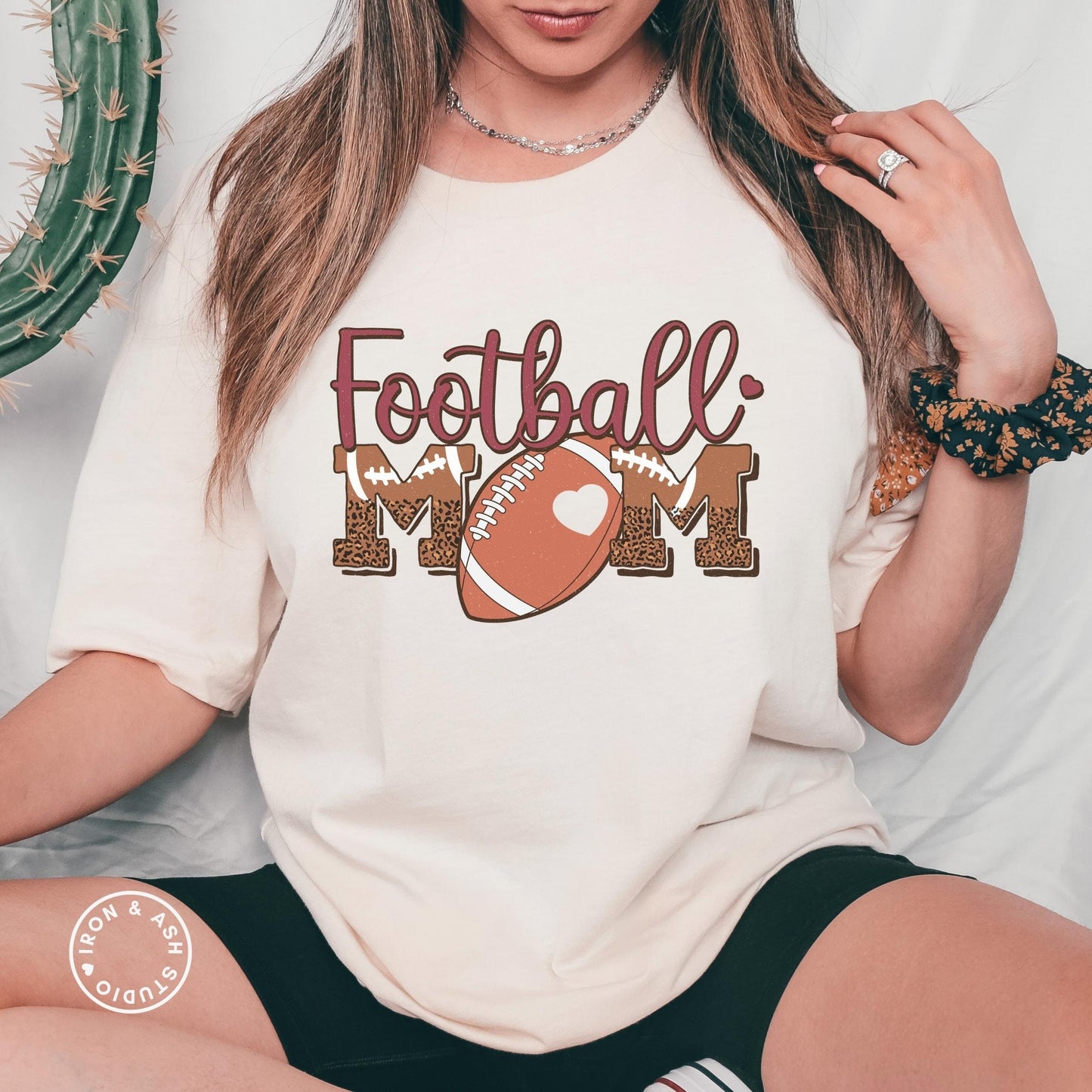 Retro Football Mom Shirt Tailgate Clothes Football Mama Tee Game Day TShirt Tailgate Season Friday Night Lights Women's Footbal Shirt