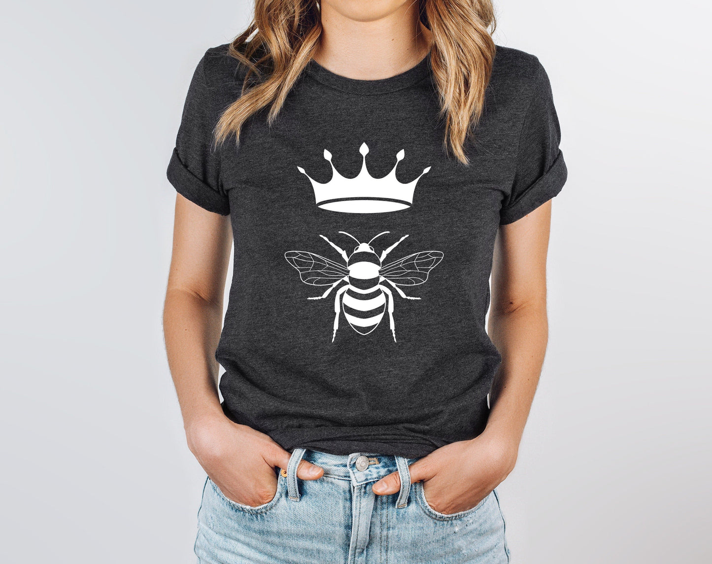 Queen Bee Shirt, Queen TShirt, Bee Shirt, Boss Lady Shirt, Boss Woman Gift, Shirt For Women, Mothers Day Shirt, Gift For Her, Mom Bee Shirt