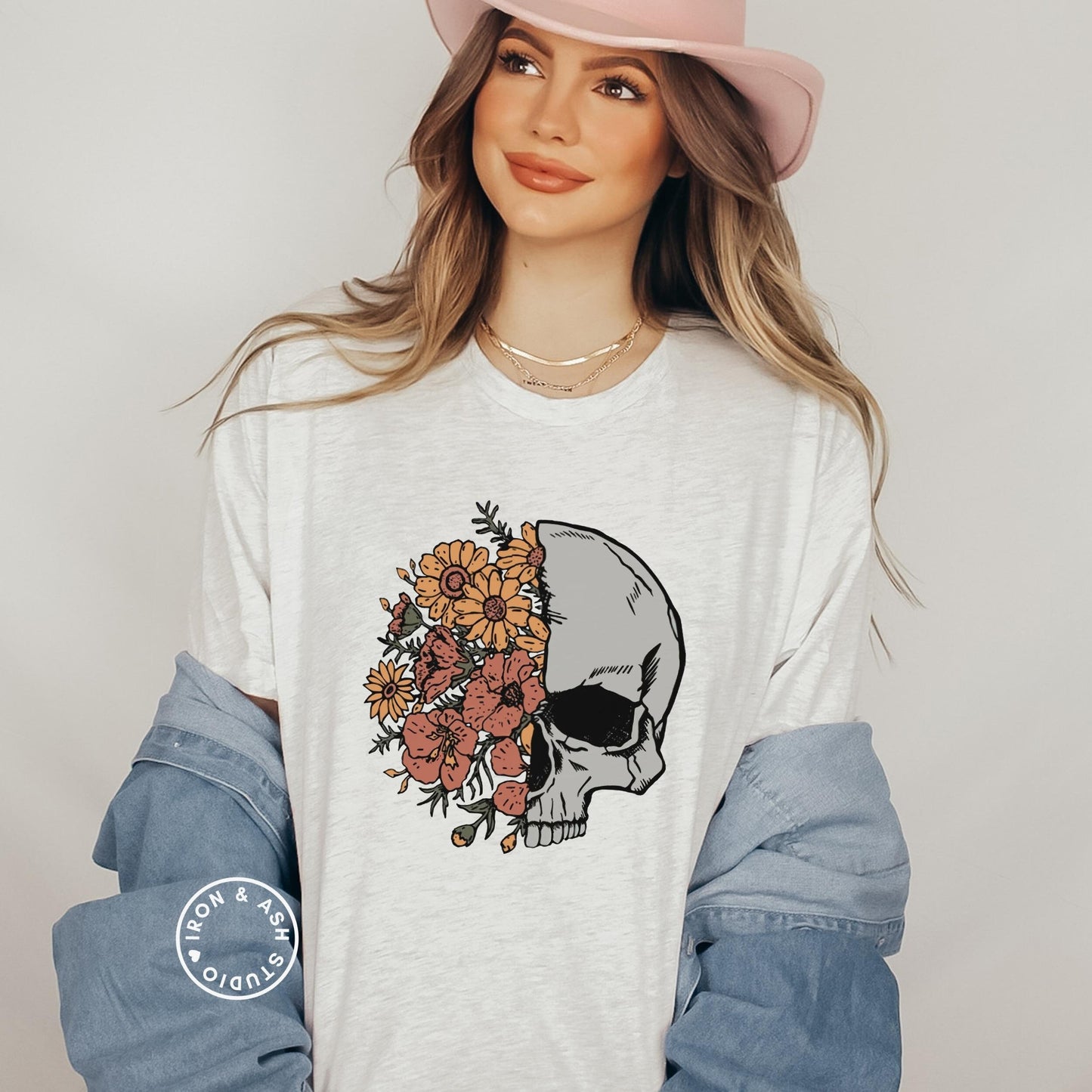 Bloom Skull Shirt Dark Academia Floral Skull Tshirt Gobblincore Skeleton Shirt Cute Fall Shirts for Women Emo Skull Shirt Indie Tees Witchy