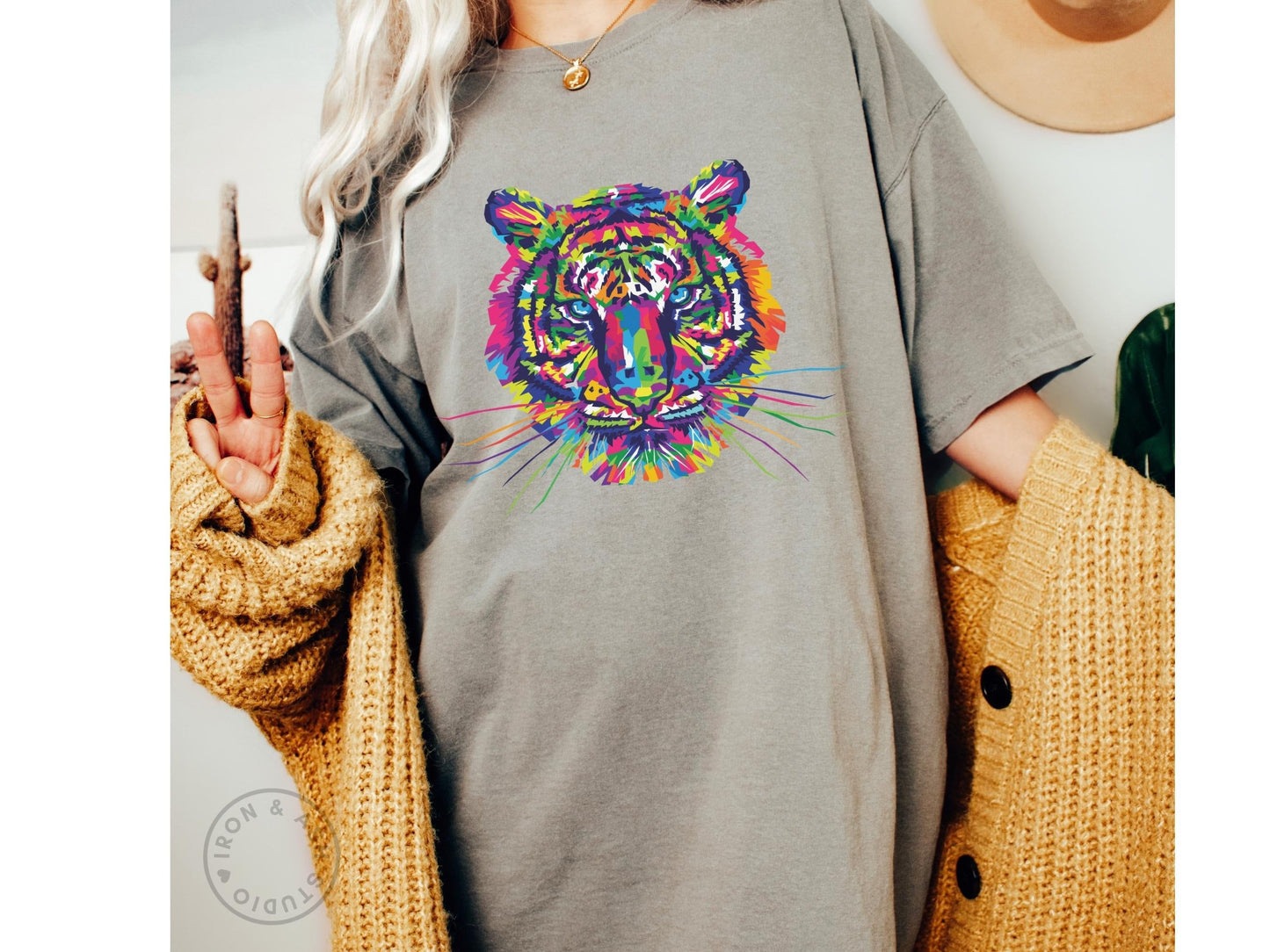Tiger T Shirt Comfort Color Tiger Graphic Tee Tiger Aesthetic Streetwear Indie Clothing Neon Jungle Cat Wild Animal Shirt Trendy Clothes