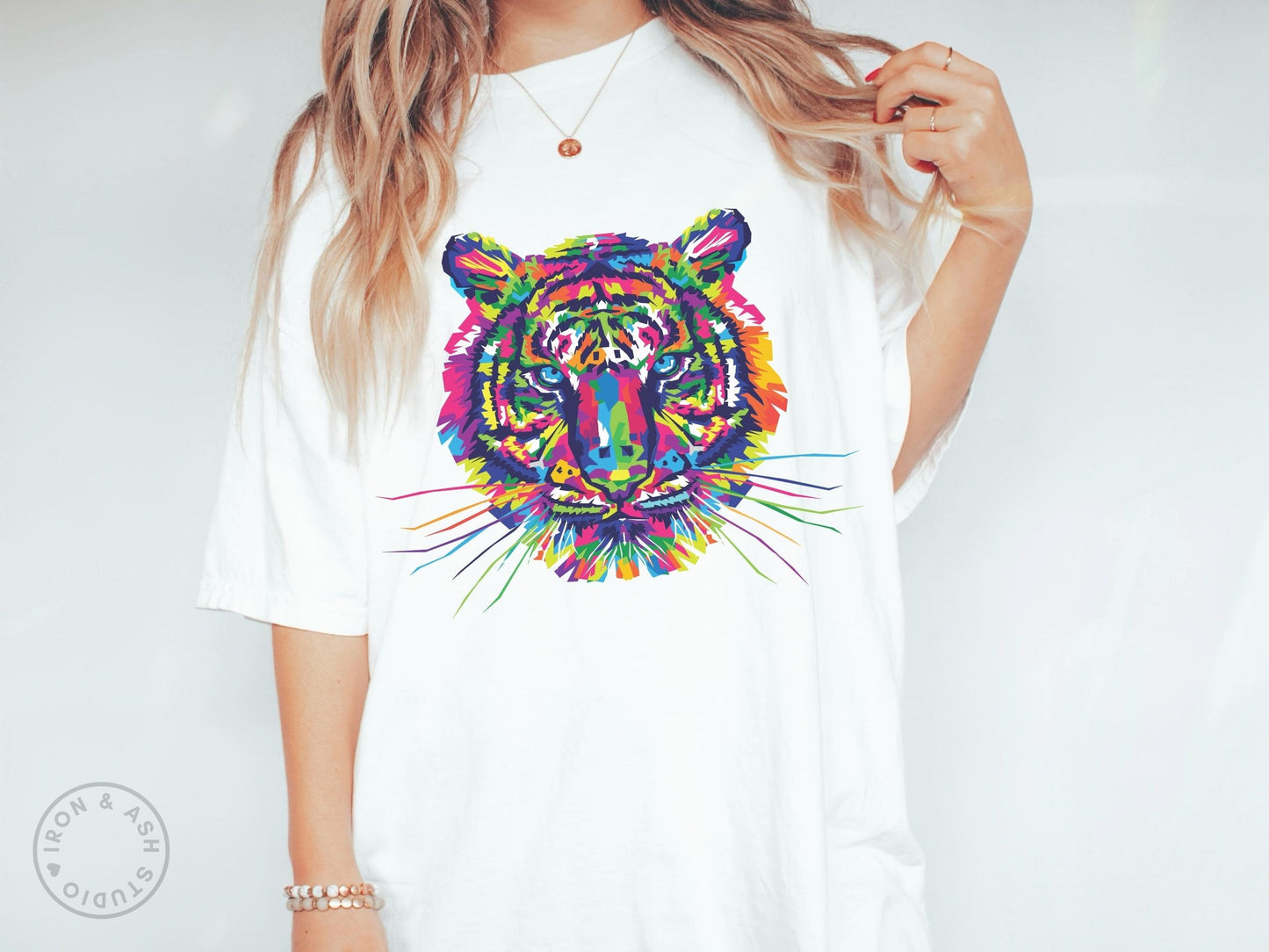 Tiger T Shirt Comfort Color Tiger Graphic Tee Tiger Aesthetic Streetwear Indie Clothing Neon Jungle Cat Wild Animal Shirt Trendy Clothes