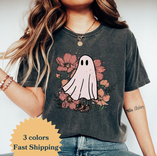 Halloween Ghost Shirt Floral Spooky Season Tee Trick or Treat TShirt Comfort Colors Halloween Party Fall Crewneck Retro Halloween Gift Teen