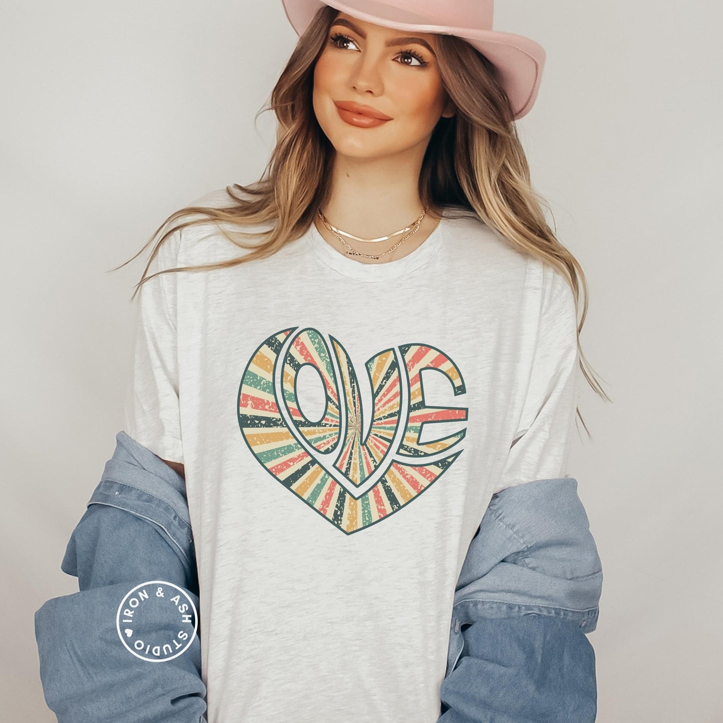 Retro Love Shirt, Heart Shirt, Valentines Tee, Heart Love Tee, Heart T-Shirt, Teacher Valentine's Shirt, Positive Vibes, Inspirational Shirt