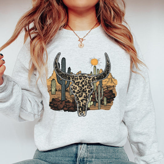 Western Graphic Sweatshirt, Bull Skull Sweater, Western Clothes, Cute Country Shirts, Country Music, Rodeo Outfit, Desert Boho Cowgirl