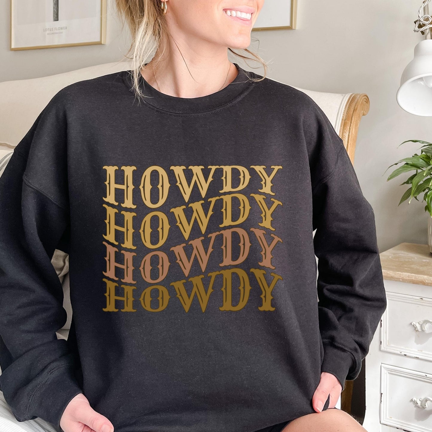 Howdy Sweatshirt Yeehaw Cowgirl Boho Western Graphic Crewneck Sweater Country Concert Nashville Shirt Southern Sweatshirt Rodeo Cowboy Shirt