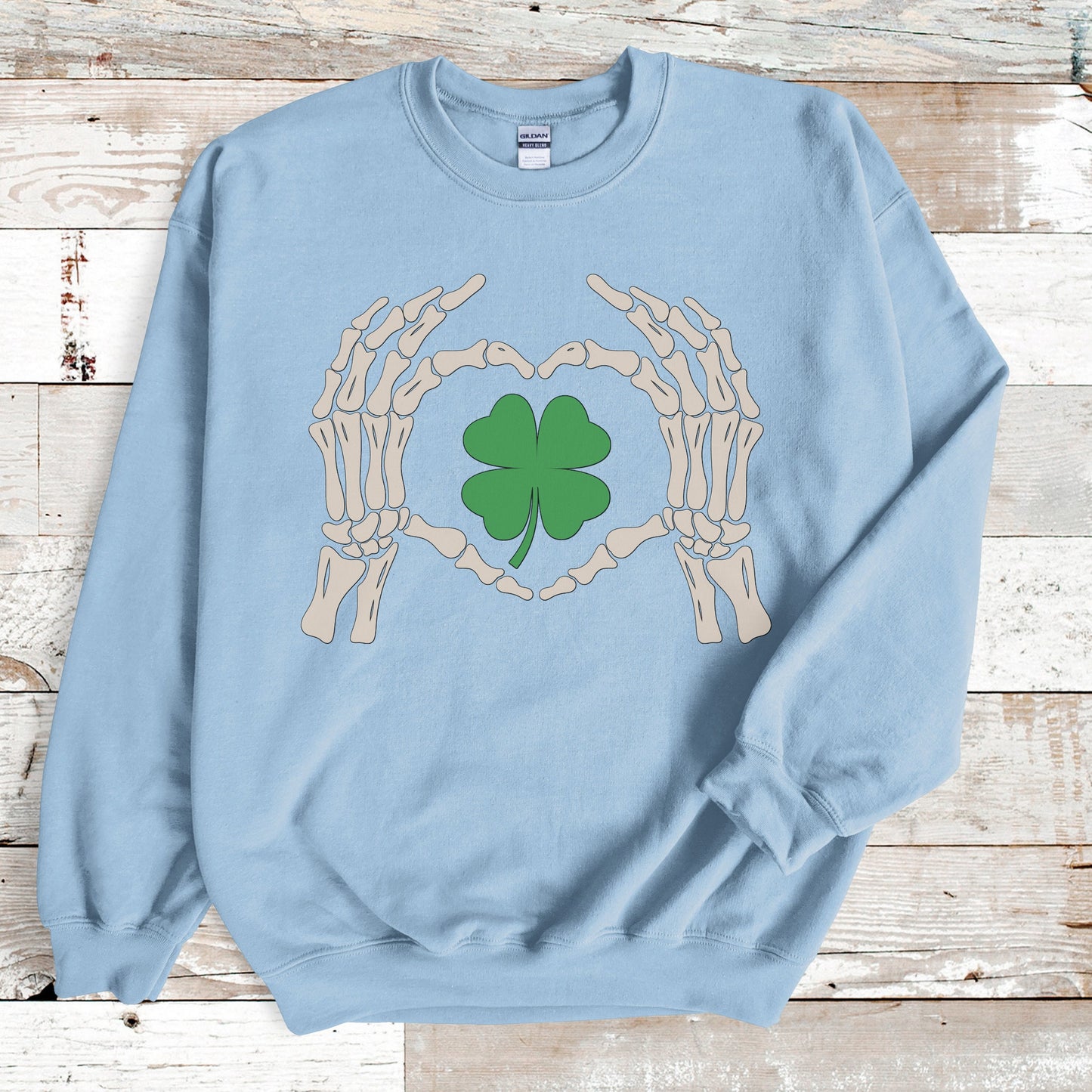 St Patricks Day Sweatshirt Skeleton Shamrock Heart Sweater for Women Men Cute St Paddys Crewneck St. Patricks Day Skeleton Hands Sweatshirt