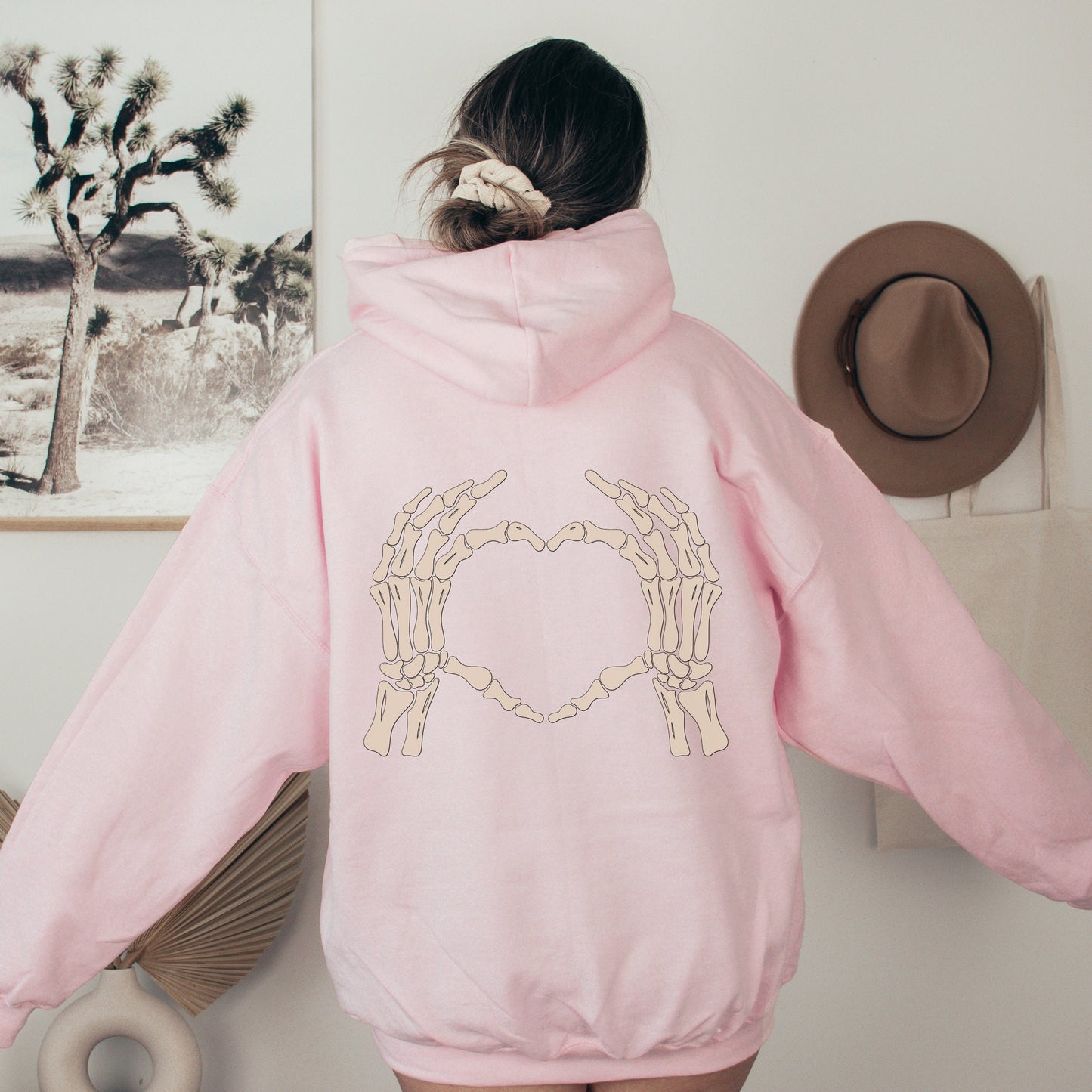 Skeleton Hoodie Skeleton Hands Heart Hooded Sweatshirt For Men For Women Goth and Grunge Hoodie Dark Academia Aesthetic Sweatshirt Graphic