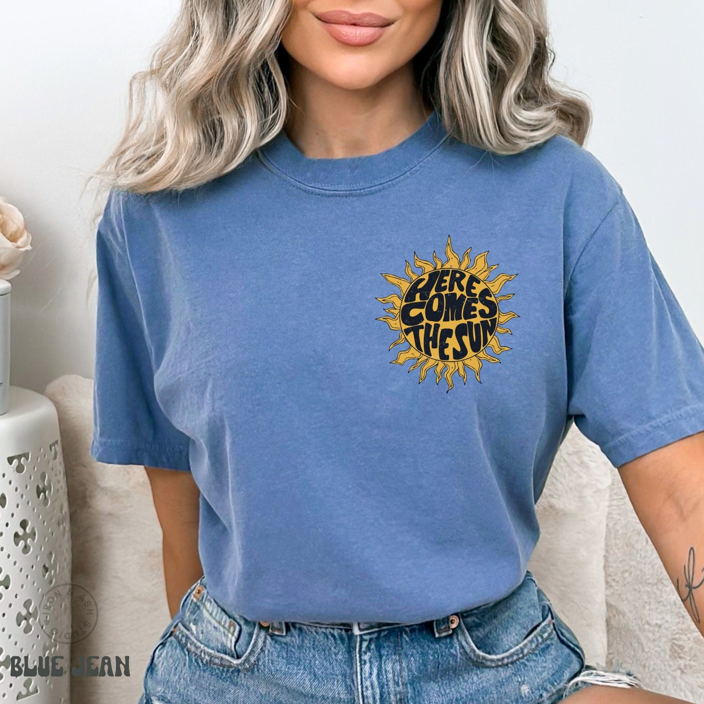 Here Comes The Sun Tee Hippie Shirt Vintage Aesthetic Clothes Pocket Sunshine T-Shirt Oversized Tee Pocket Full of Sunshine Trendy Clothing